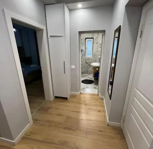 Starlight Downtown Apartment *